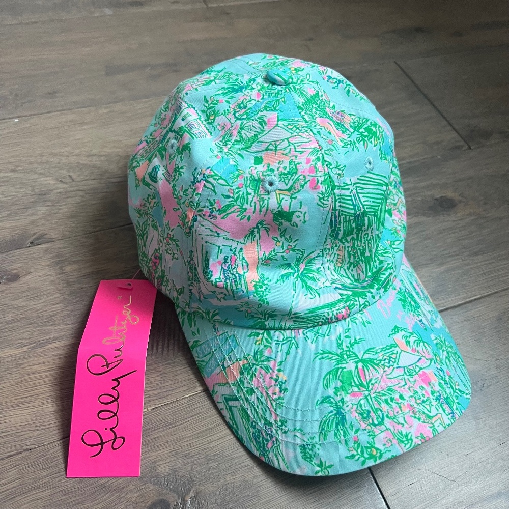 NWT Lilly Pulitzer Run Around Hat in Multi Lilly Loves Palm Beach